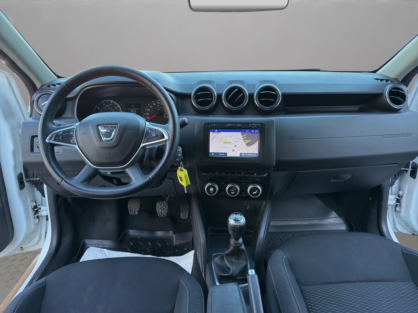 DACIA Duster SCe 115 Comfort 4x4-image-13