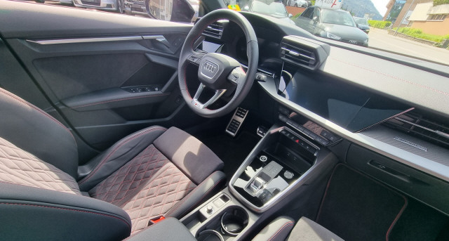 AUDI A3 SB 40 TFSI S line qu-image-6
