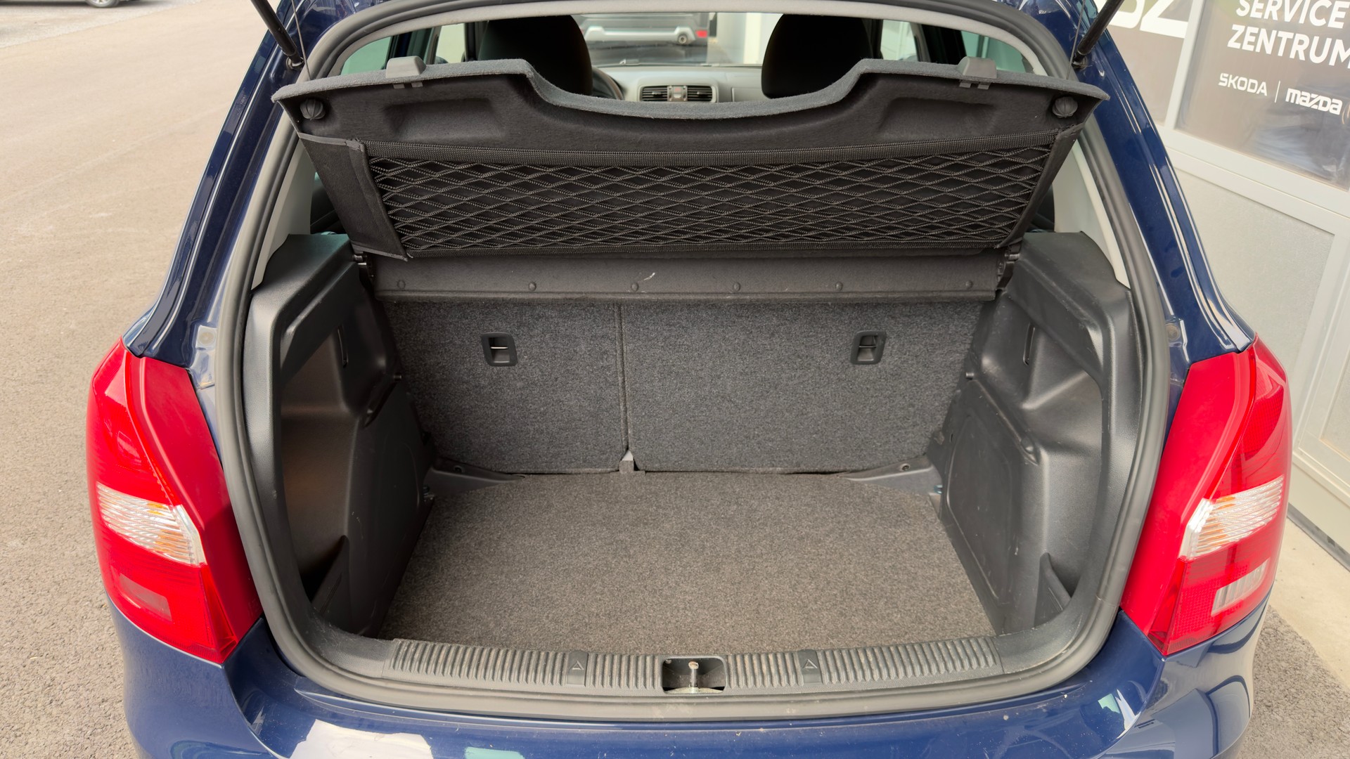 SKODA Fabia 1.2 TSI Ambiente-image-4