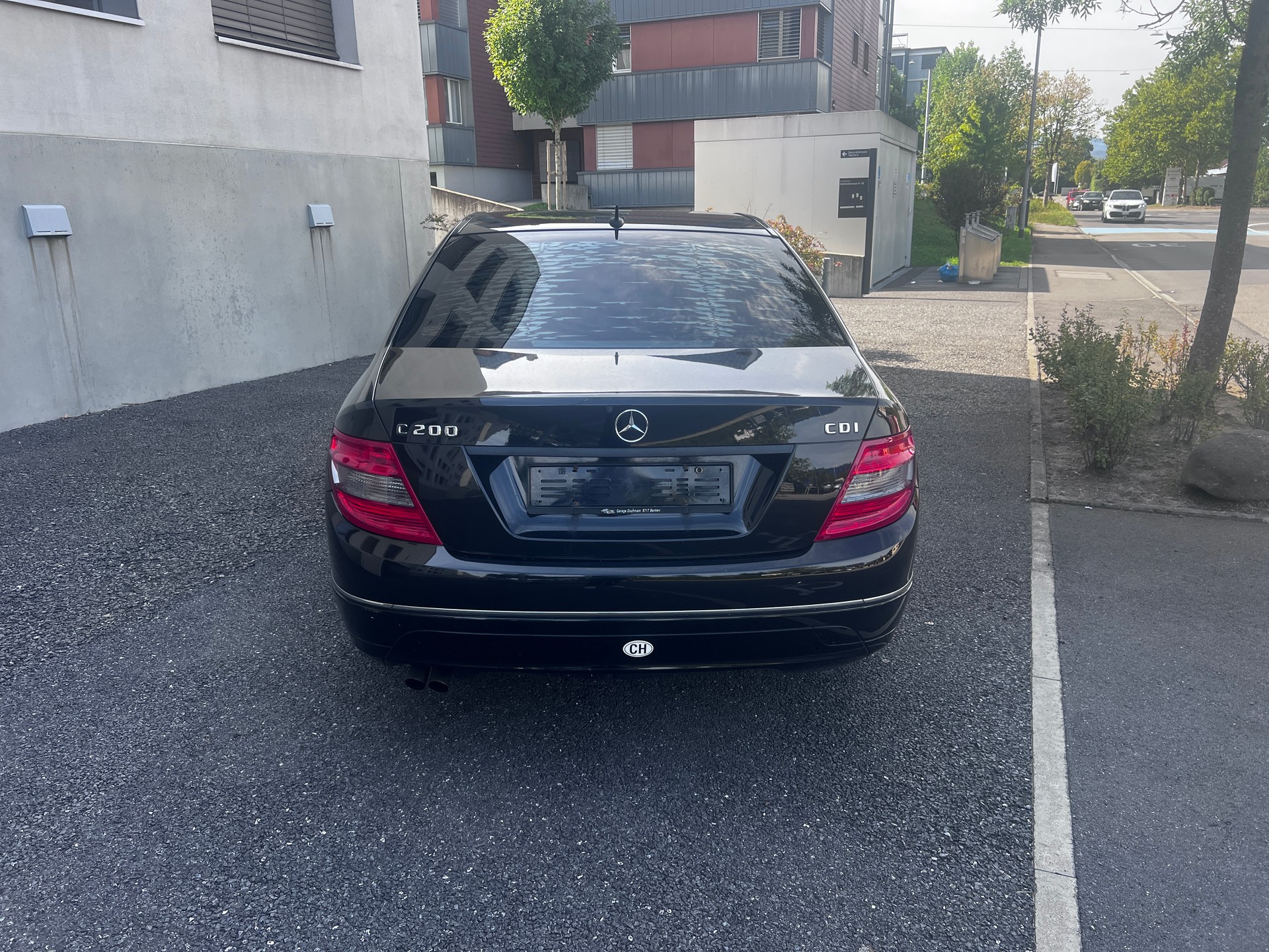 MERCEDES-BENZ C 200-image-2