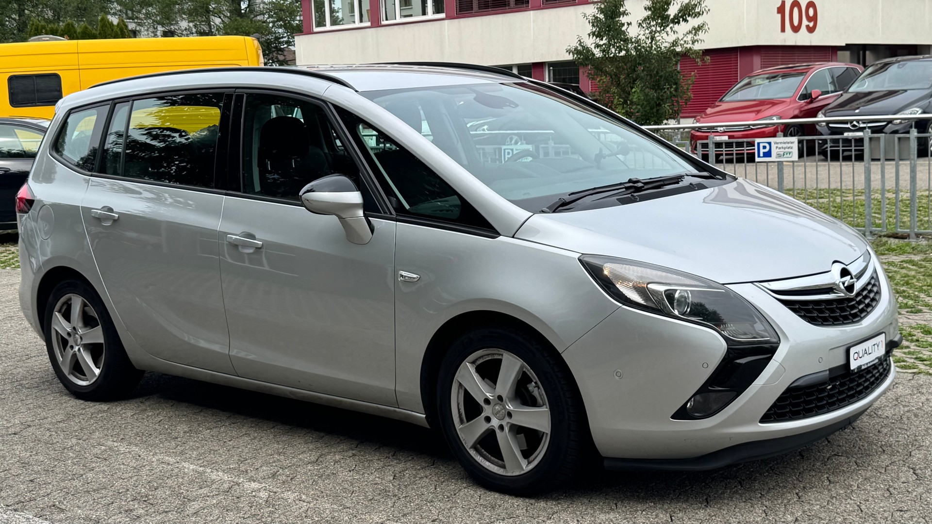 OPEL Zafira Tourer 2.0 CDTi Drive Automatic-image-2