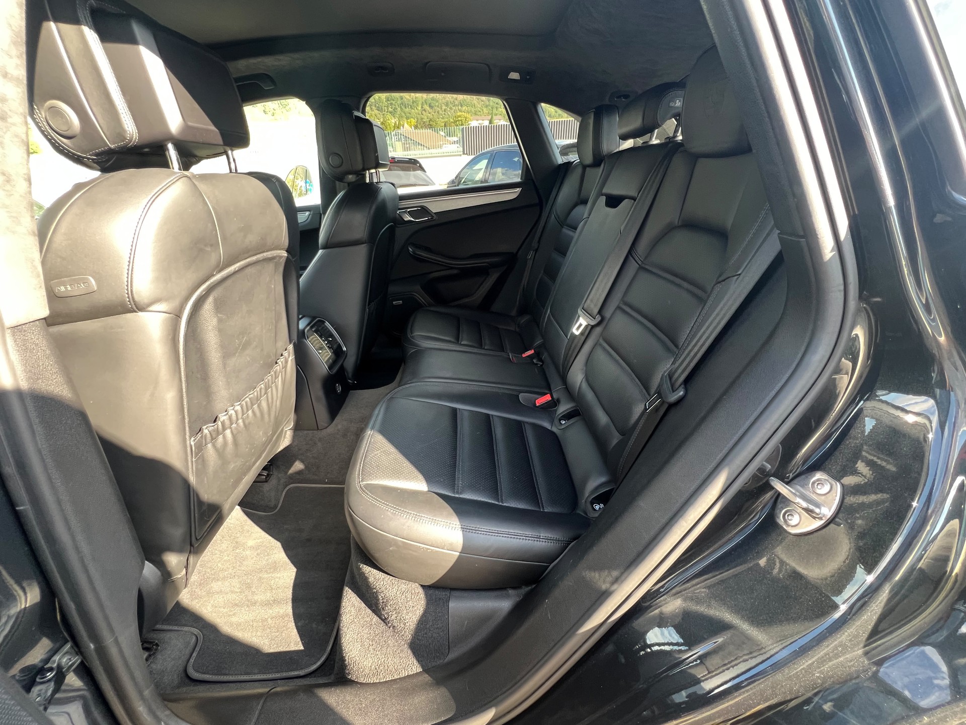 PORSCHE Macan Turbo PDK-image-8