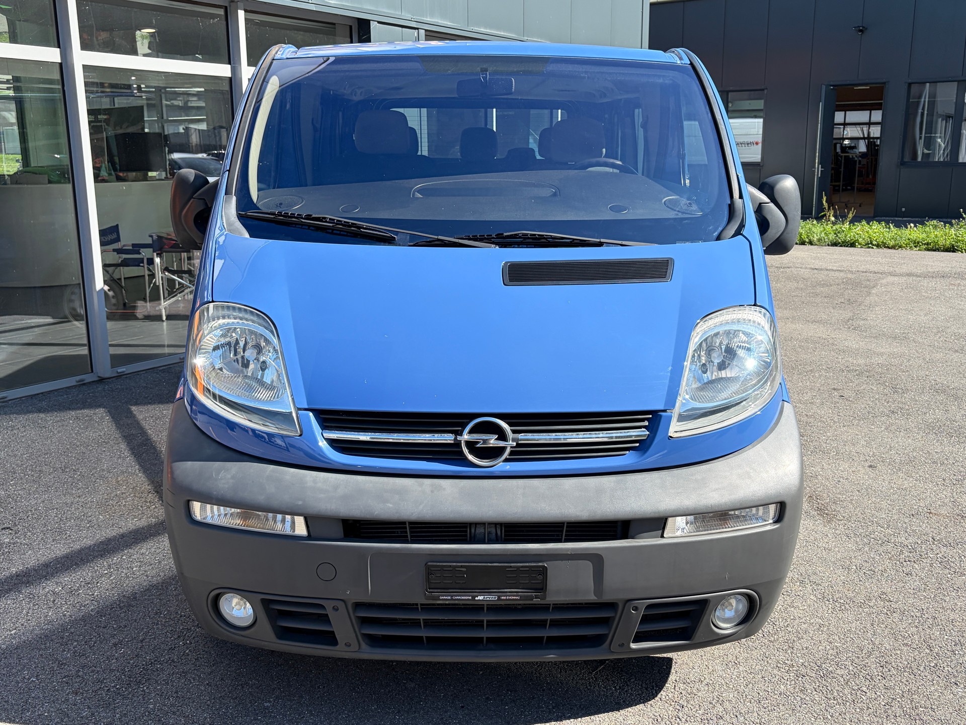 OPEL Vivaro 2.5 CDTI 2.7t-image-5