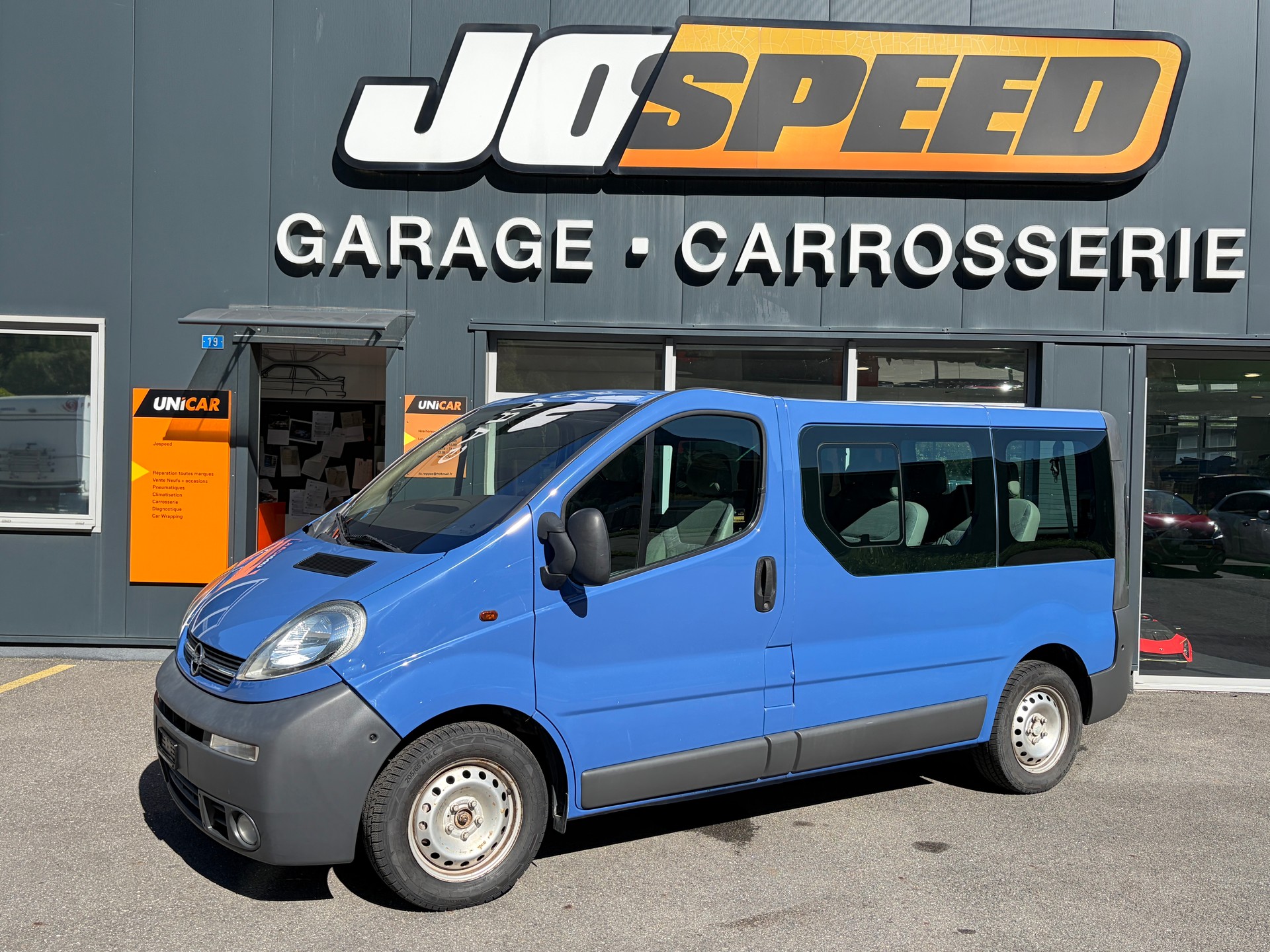 OPEL Vivaro 2.5 CDTI 2.7t-image-0
