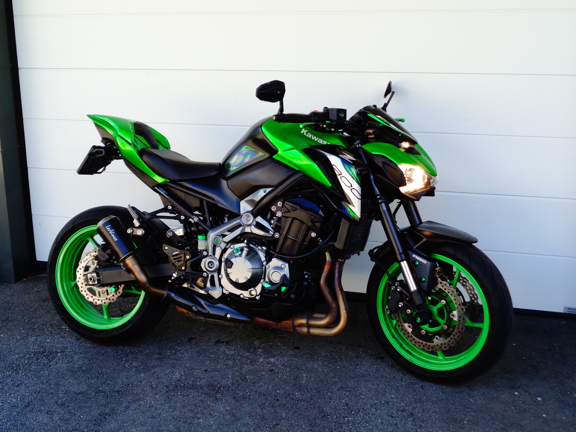 KAWASAKI Z 900