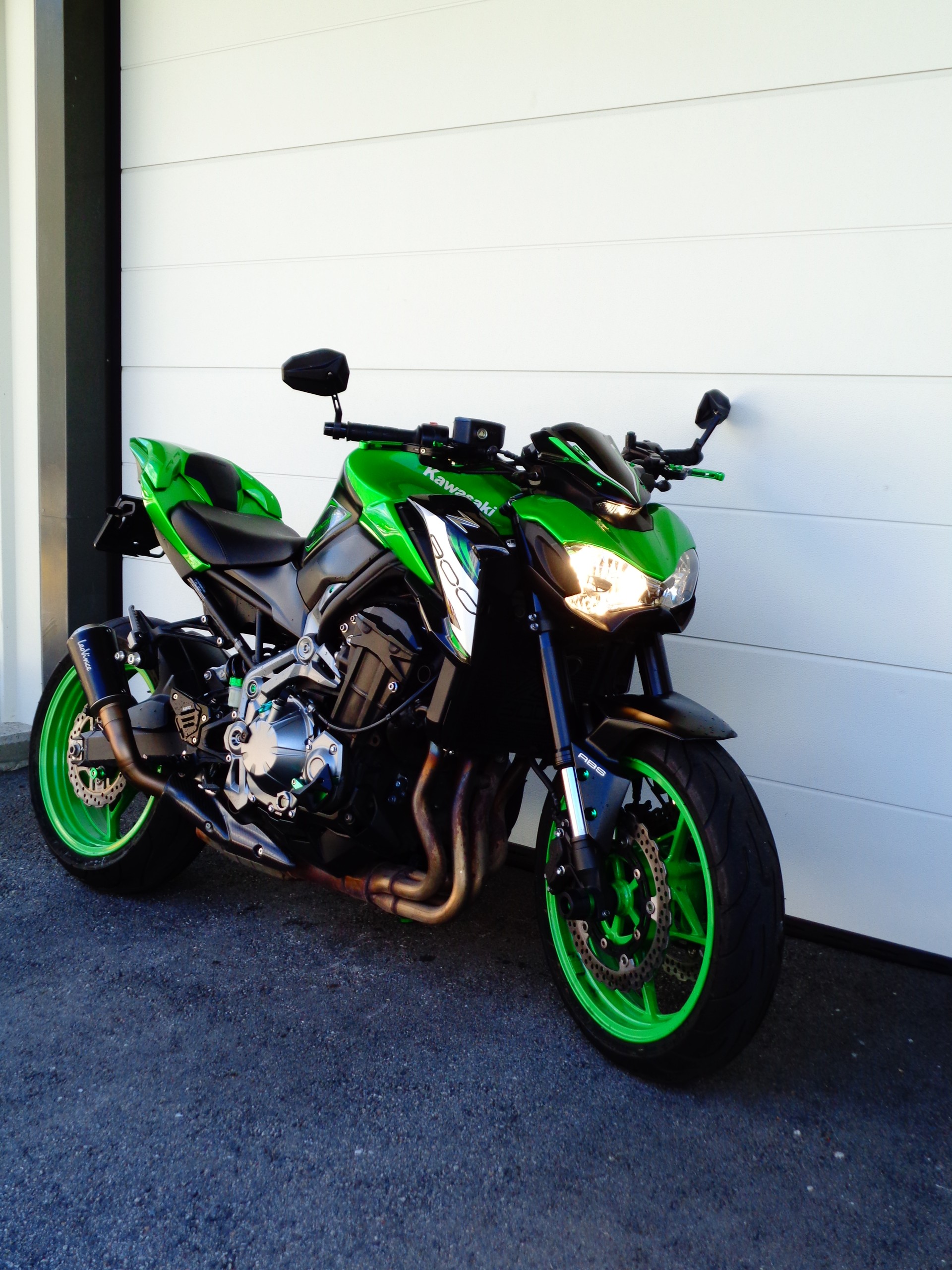 KAWASAKI Z 900-showroom-element-1