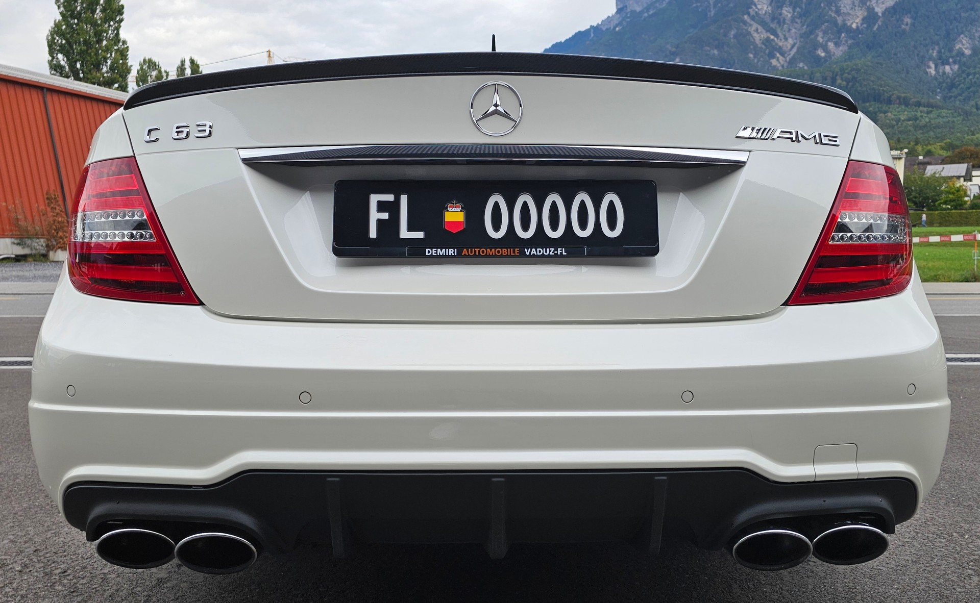 MERCEDES-BENZ C 63 Coupé AMG Speedshift MCT-image-7