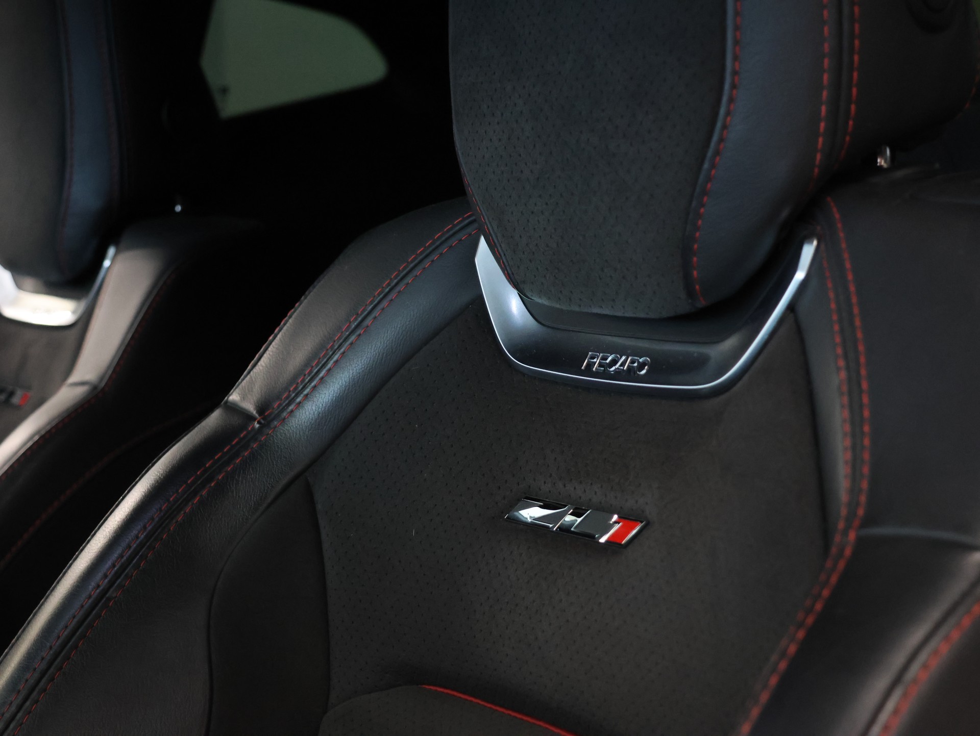 CHEVROLET Camaro ZL1 6.2 Coupé-image-16