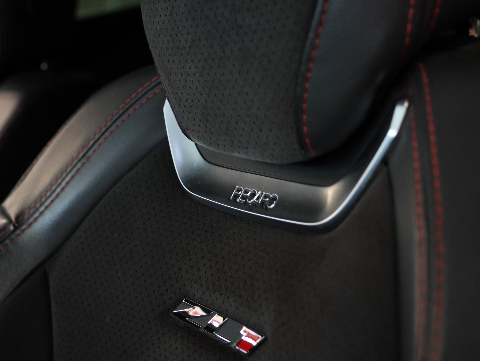CHEVROLET Camaro ZL1 6.2 Coupé-image-17