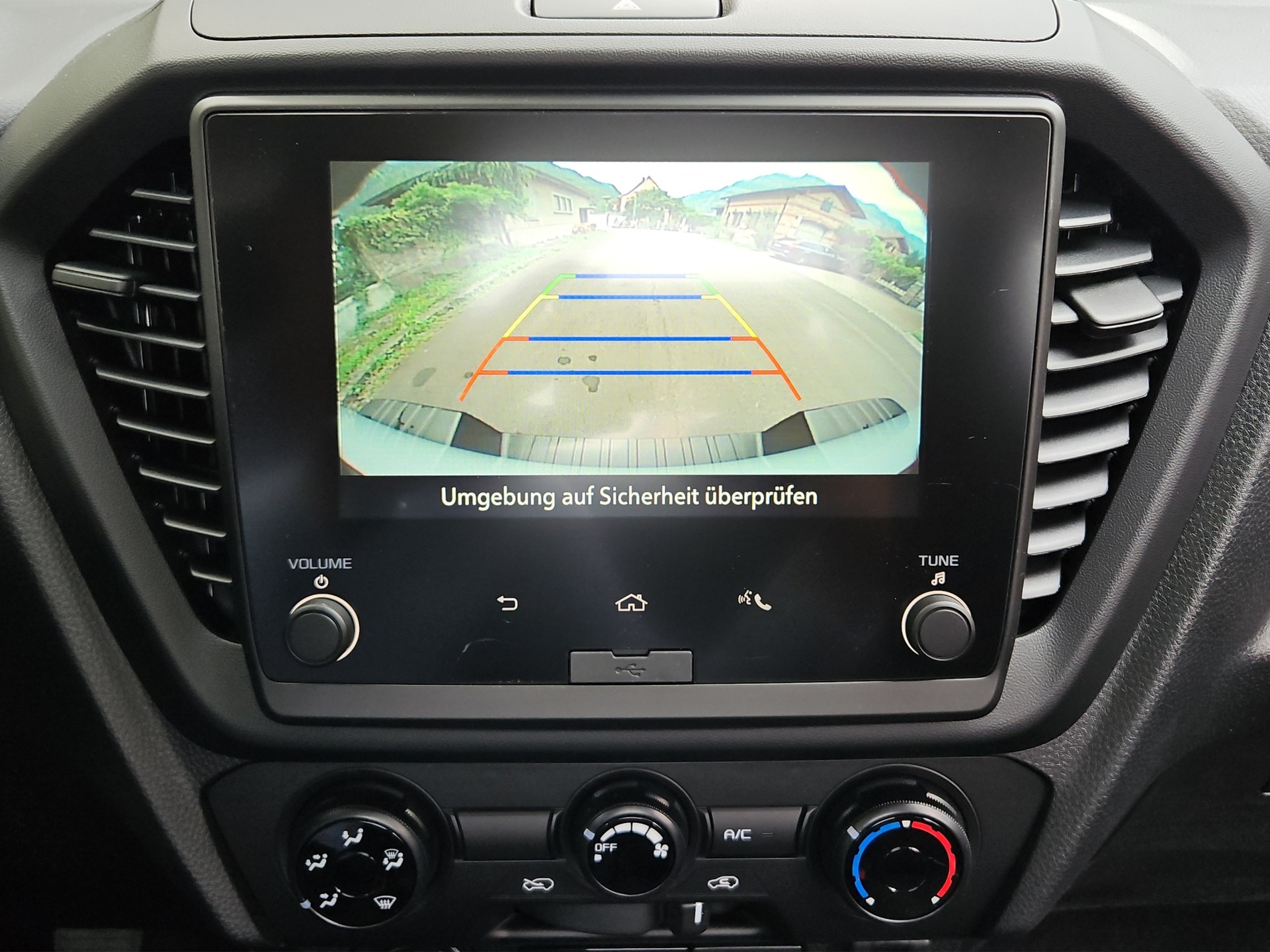 ISUZU Single B-Strong 2.2 DMS M/T 4x4-image-14