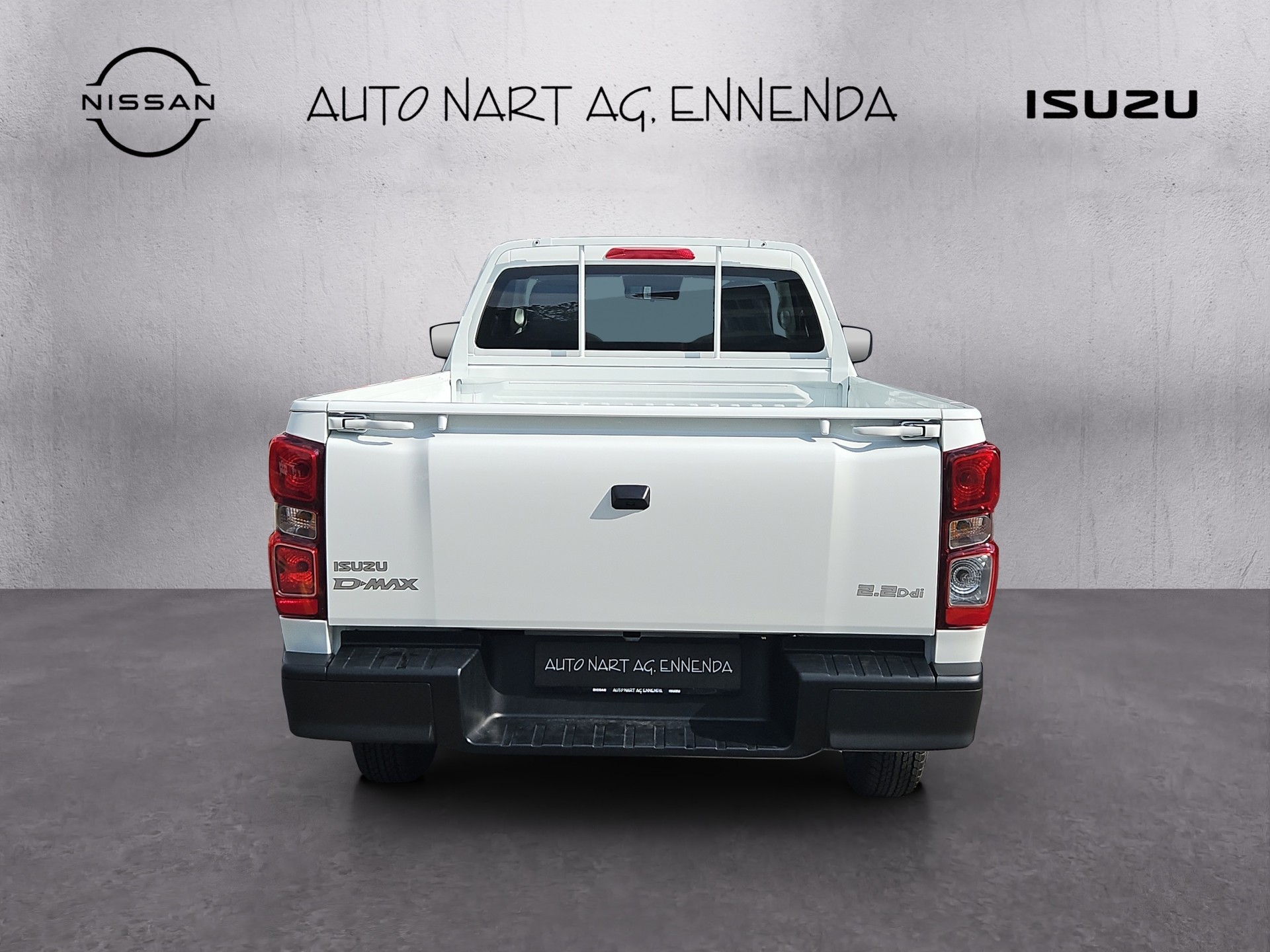 ISUZU Single B-Strong 2.2 DMS M/T 4x4-image-3