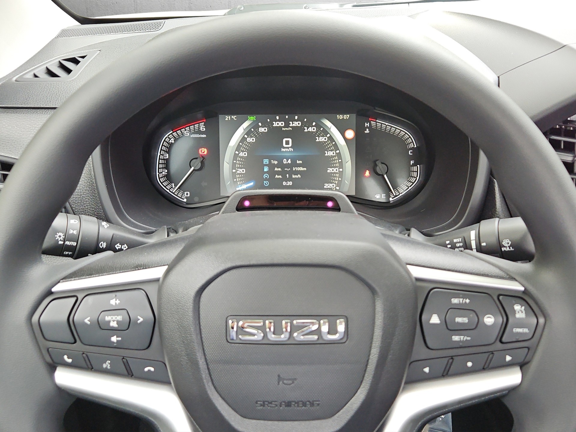 ISUZU Single B-Strong 2.2 DMS M/T 4x4-image-12