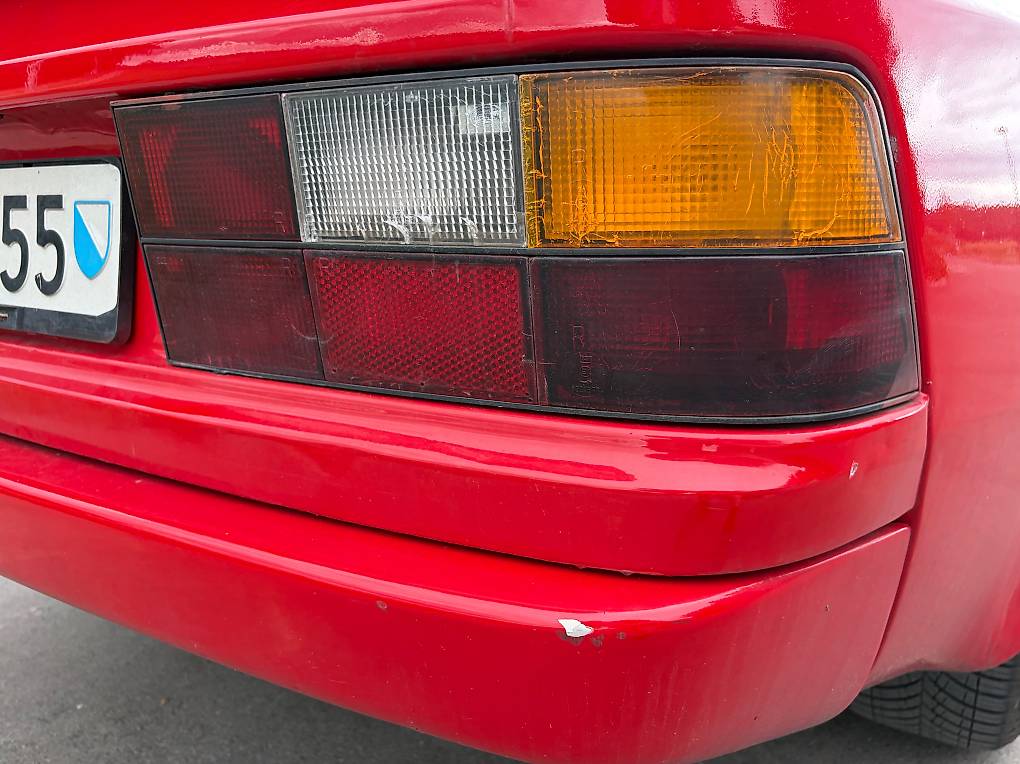 PORSCHE 944-image-4