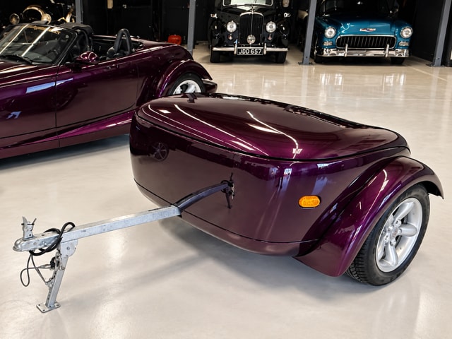 PLYMOUTH Prowler-image-1
