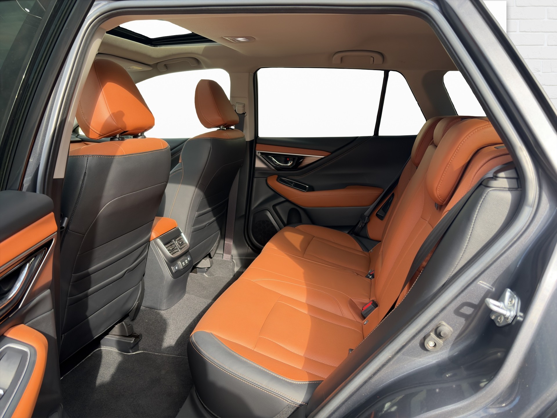 SUBARU Outback 2.5i Luxury AWD Lineartronic-image-7