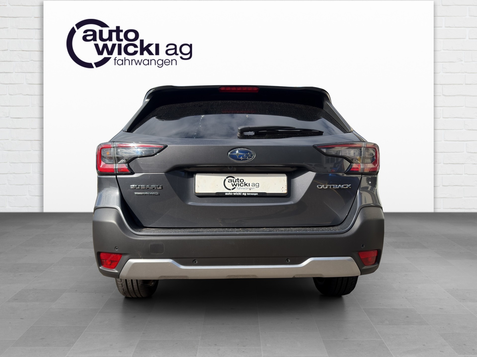 SUBARU Outback 2.5i Luxury AWD Lineartronic-image-2