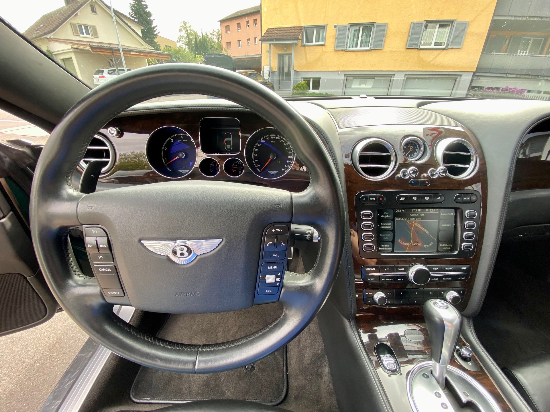 BENTLEY Continental GT 6.0-image-5