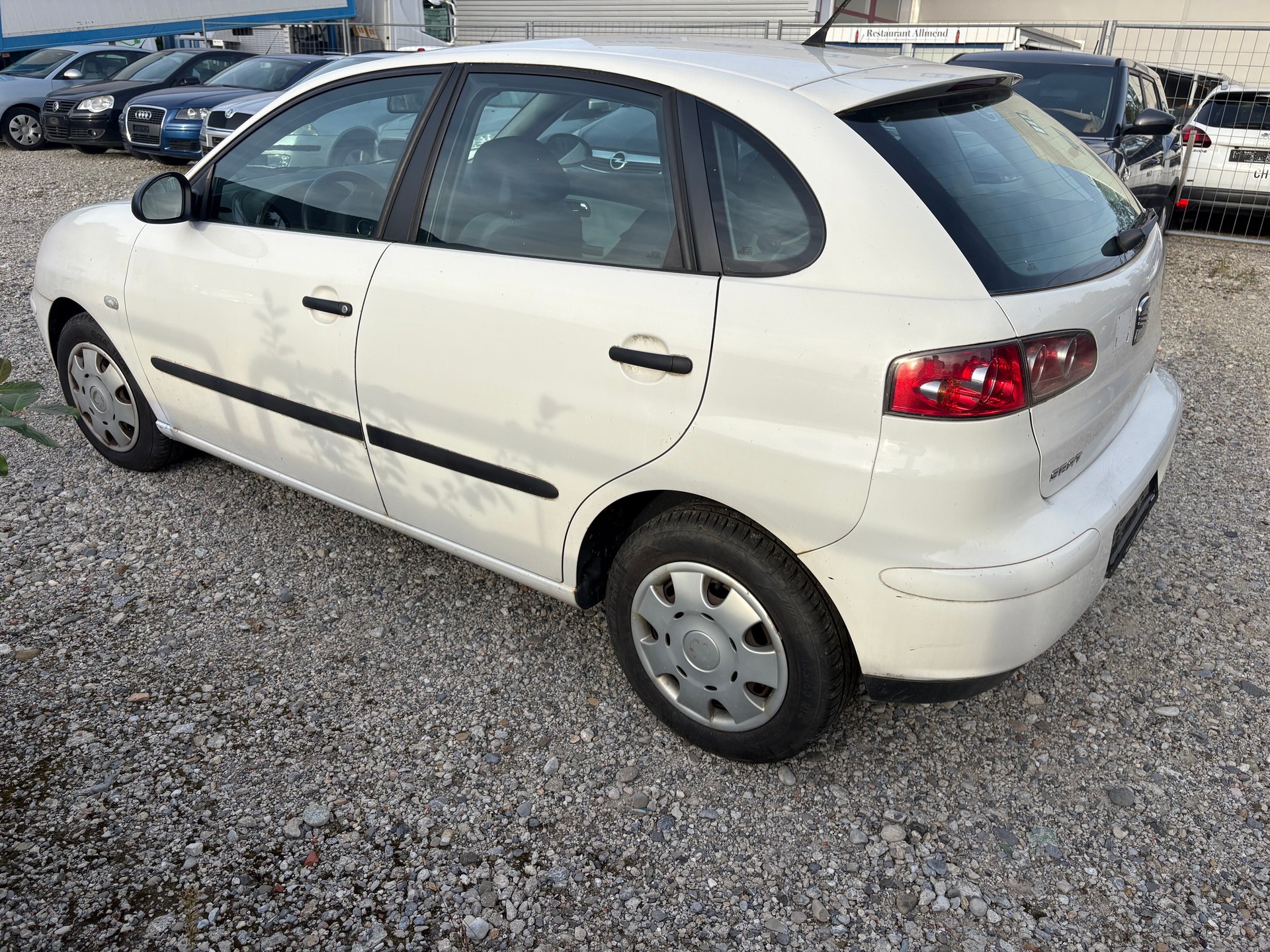 SEAT IBIZA-image-3