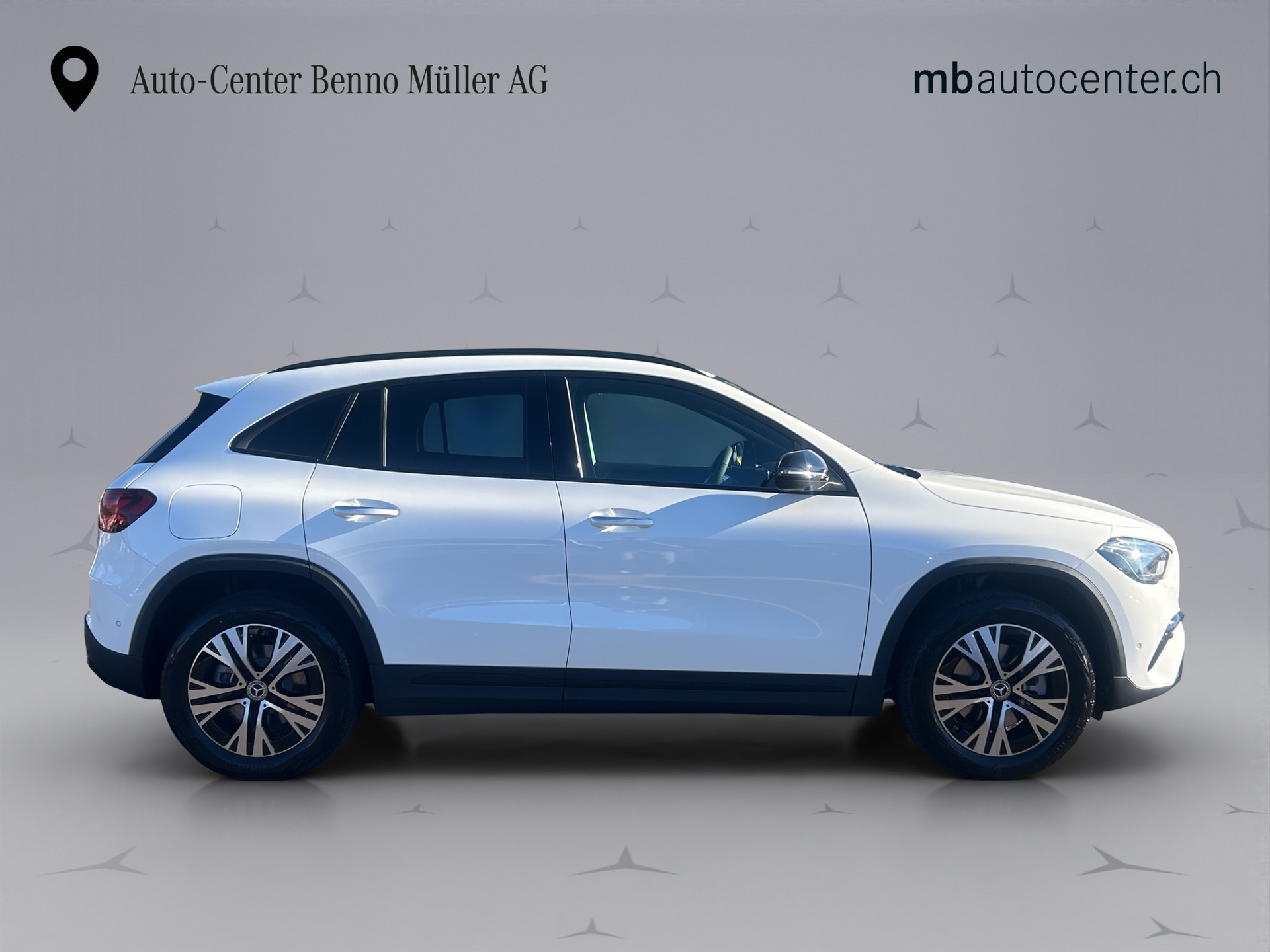 MERCEDES-BENZ GLA-Klasse H247 GLA 250 e EQ Star Progressive-image-5