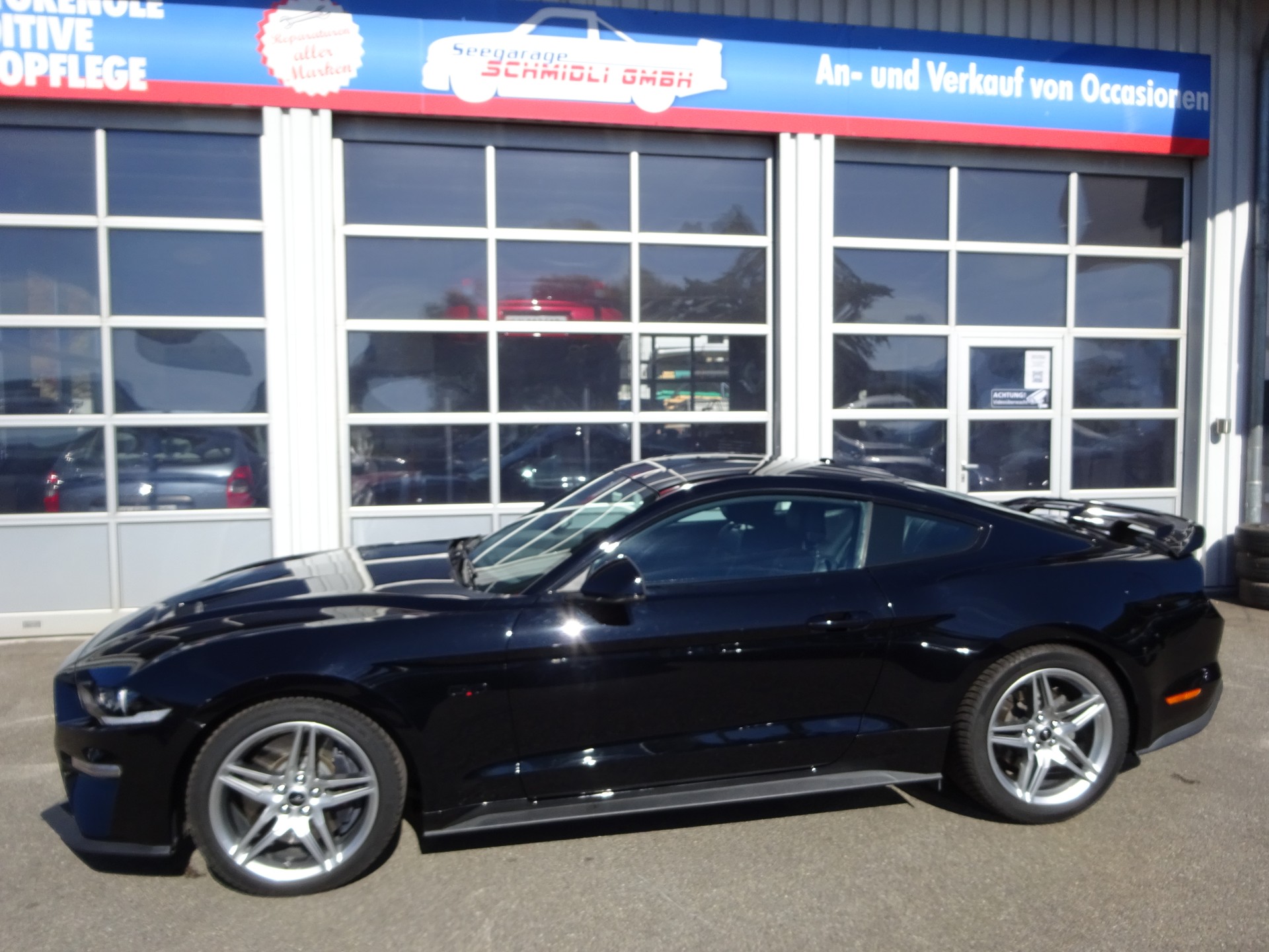 FORD Mustang Fastback 5.0 V8 GT Automat-image-5