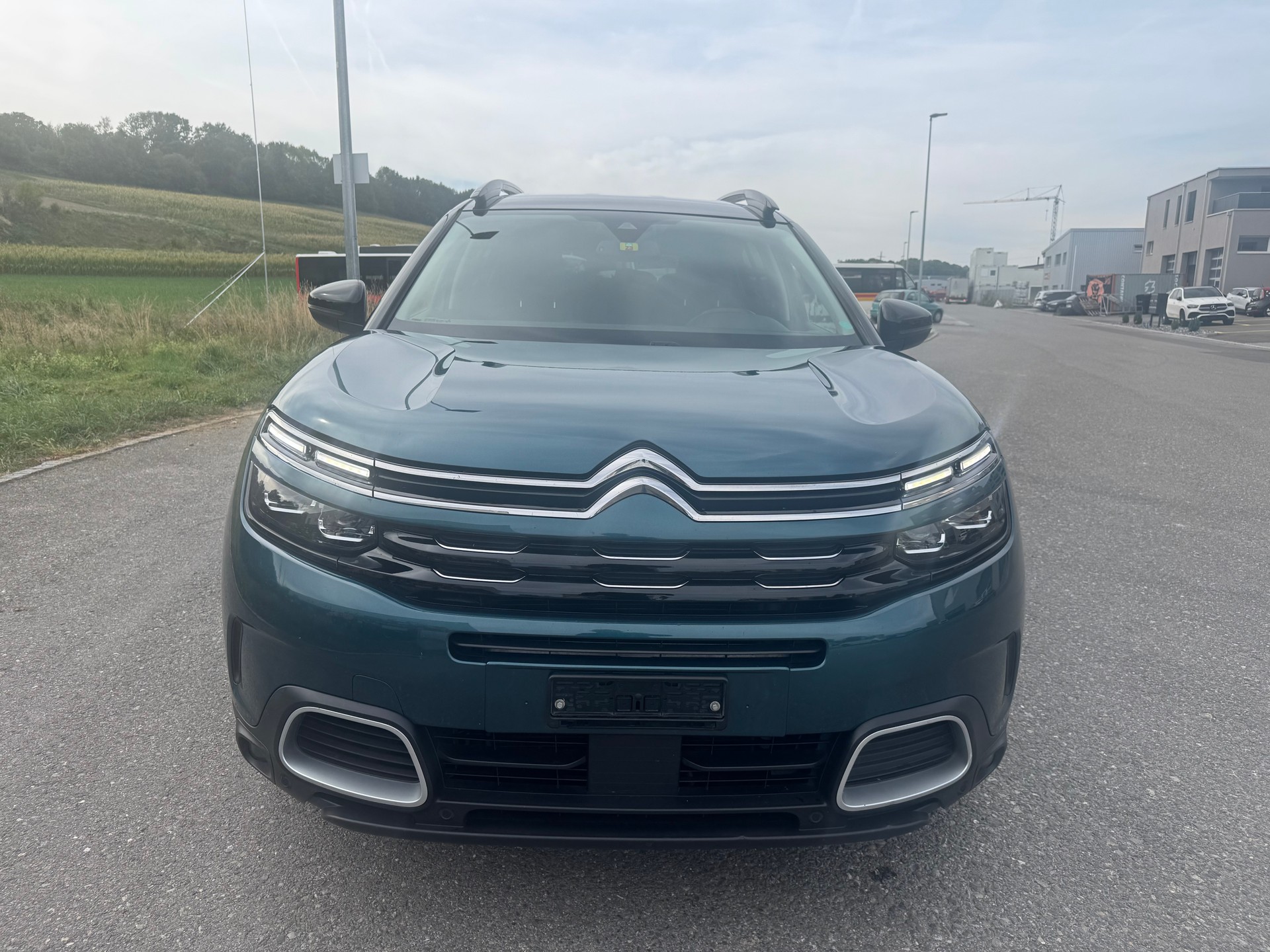 CITROEN C5 Aircross 1.5 BlueHD Shine EAT8-image-1