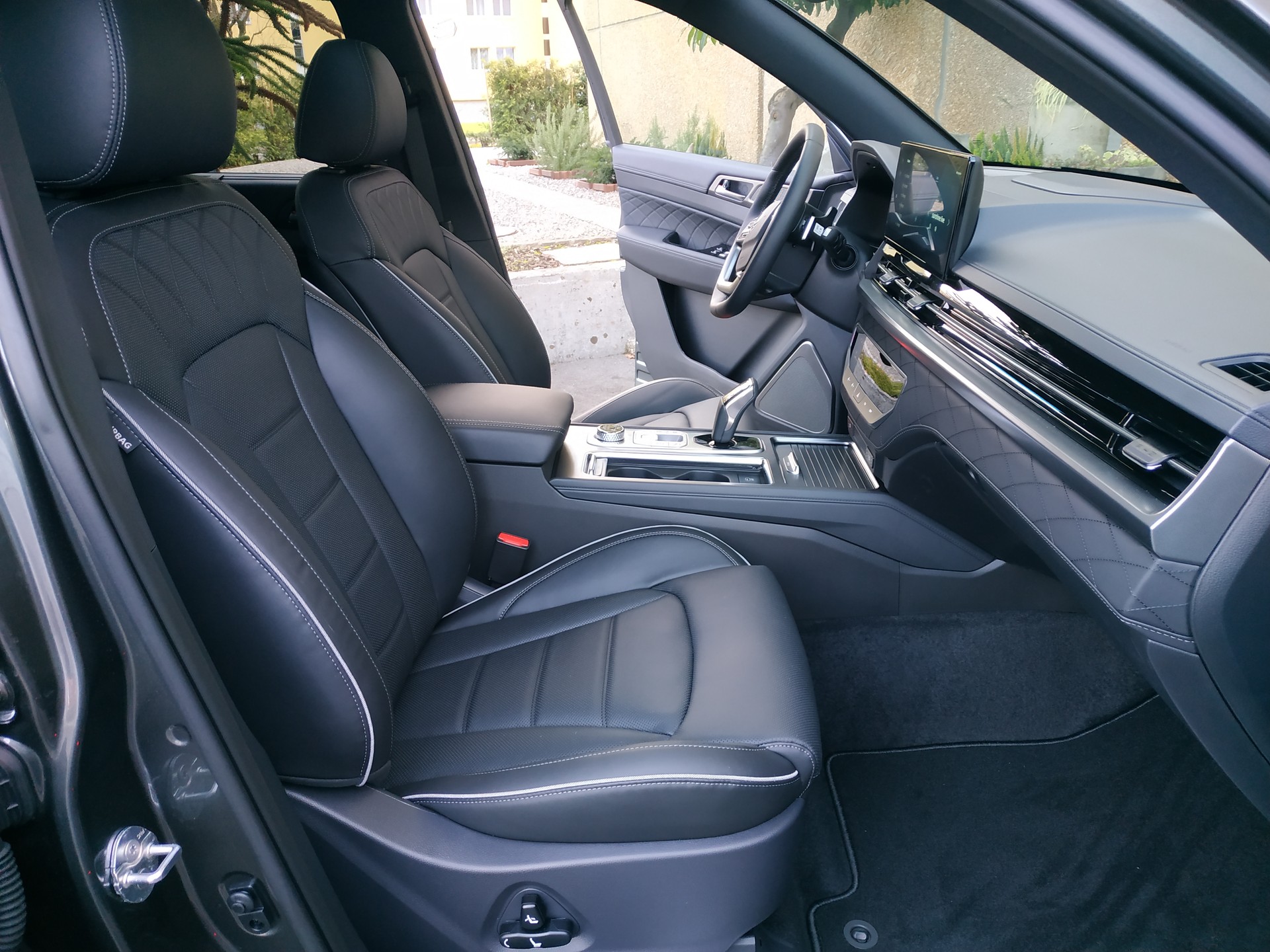 KGM-SsangYong Rexton 2.2 CRDi Titanium 4WD AT-image-11