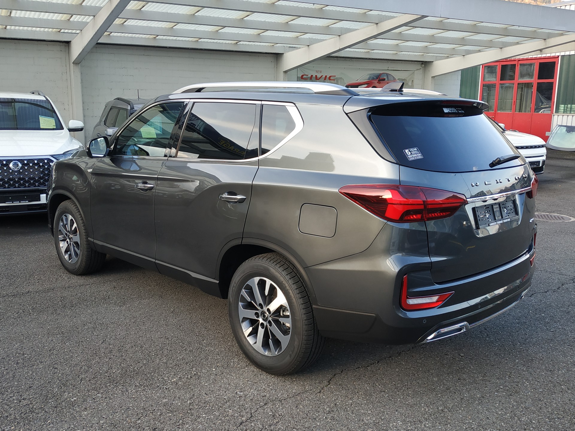 KGM-SsangYong Rexton 2.2 CRDi Titanium 4WD AT-image-4