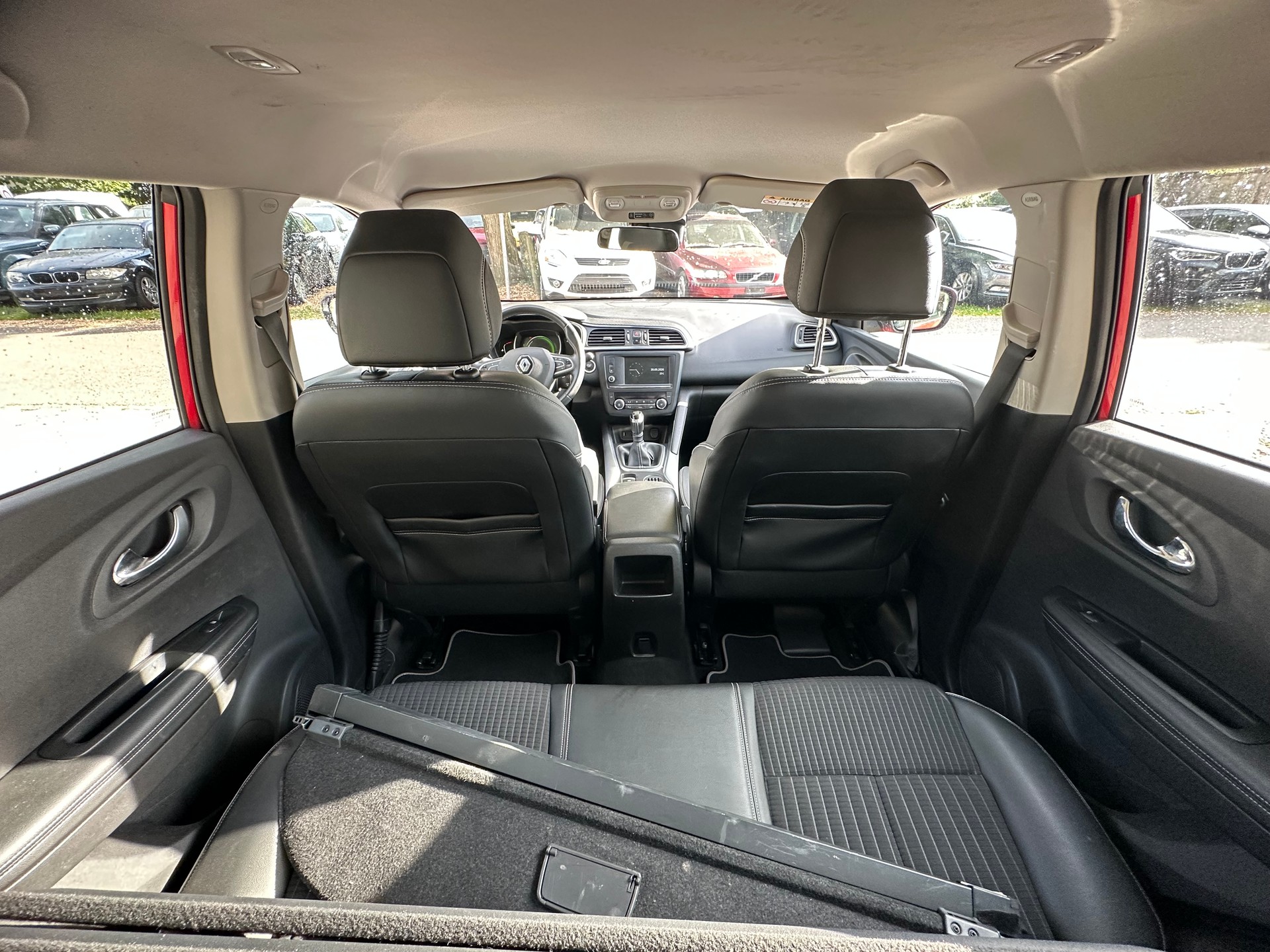 RENAULT Kadjar 1.2 16V Turbo Bose-image-7