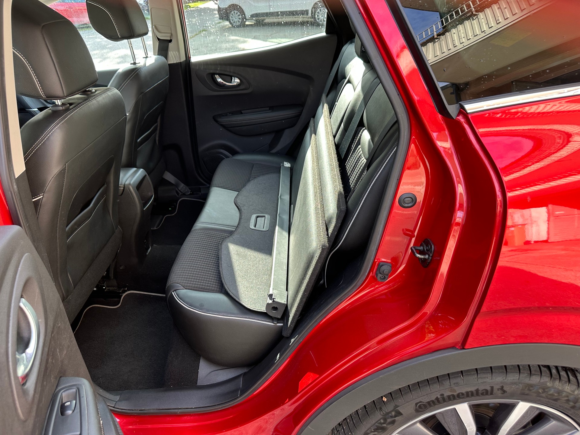 RENAULT Kadjar 1.2 16V Turbo Bose-image-8