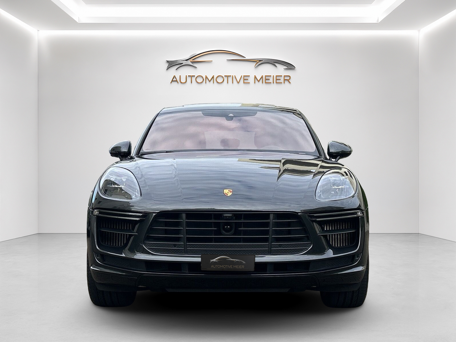 PORSCHE Macan Turbo PDK -Standheizung-Panoramaschiebedach-Sportchrono-Burmester Sound--image-3