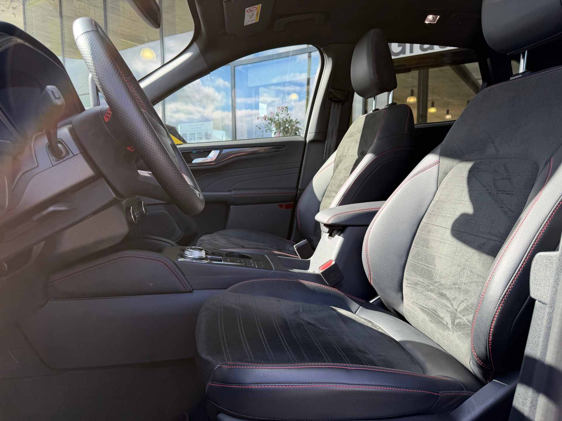 FORD Kuga 2.5 PHEV ST-Line X 2WD-image-7