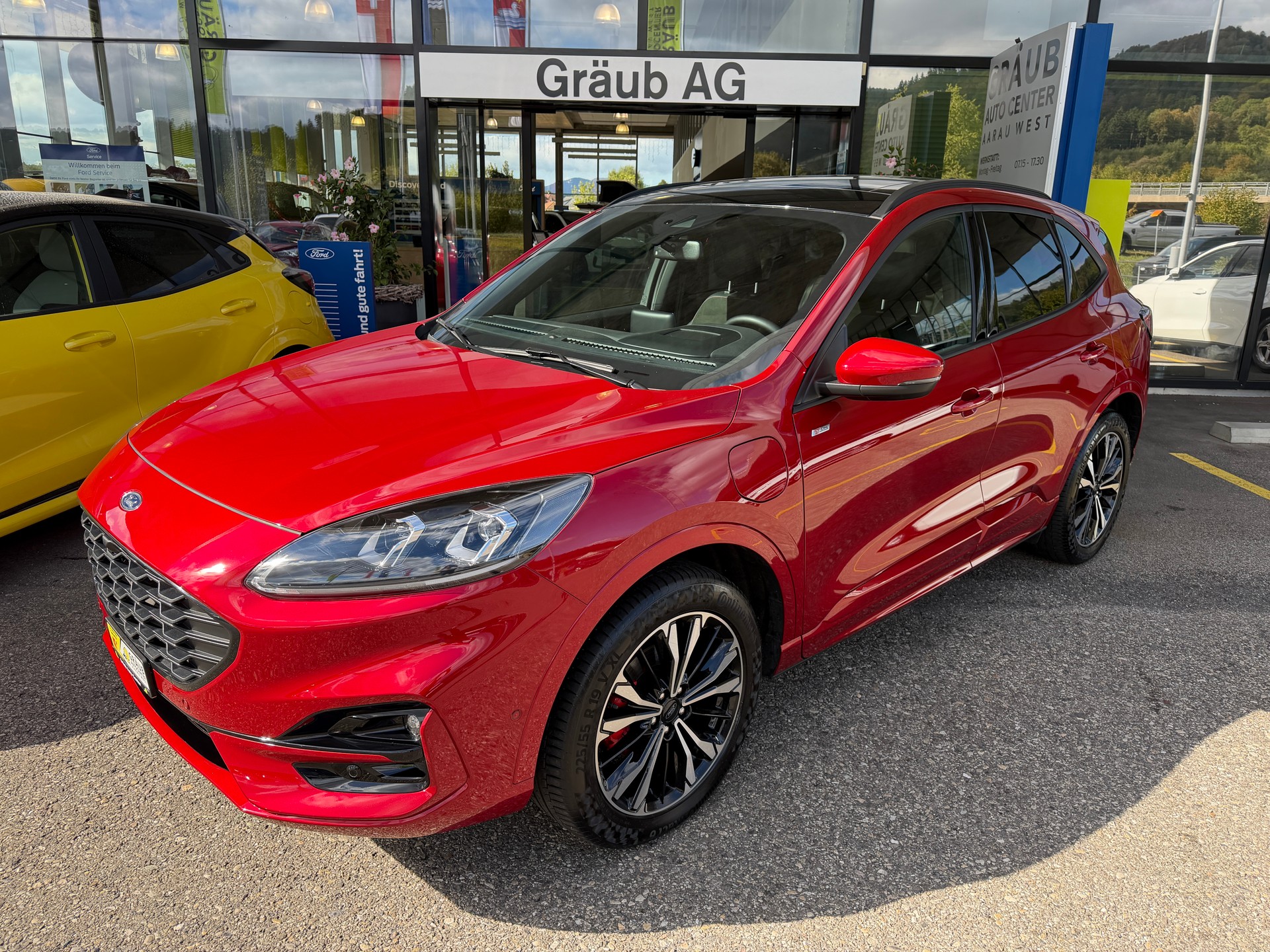 FORD Kuga 2.5 PHEV ST-Line X 2WD-image-2