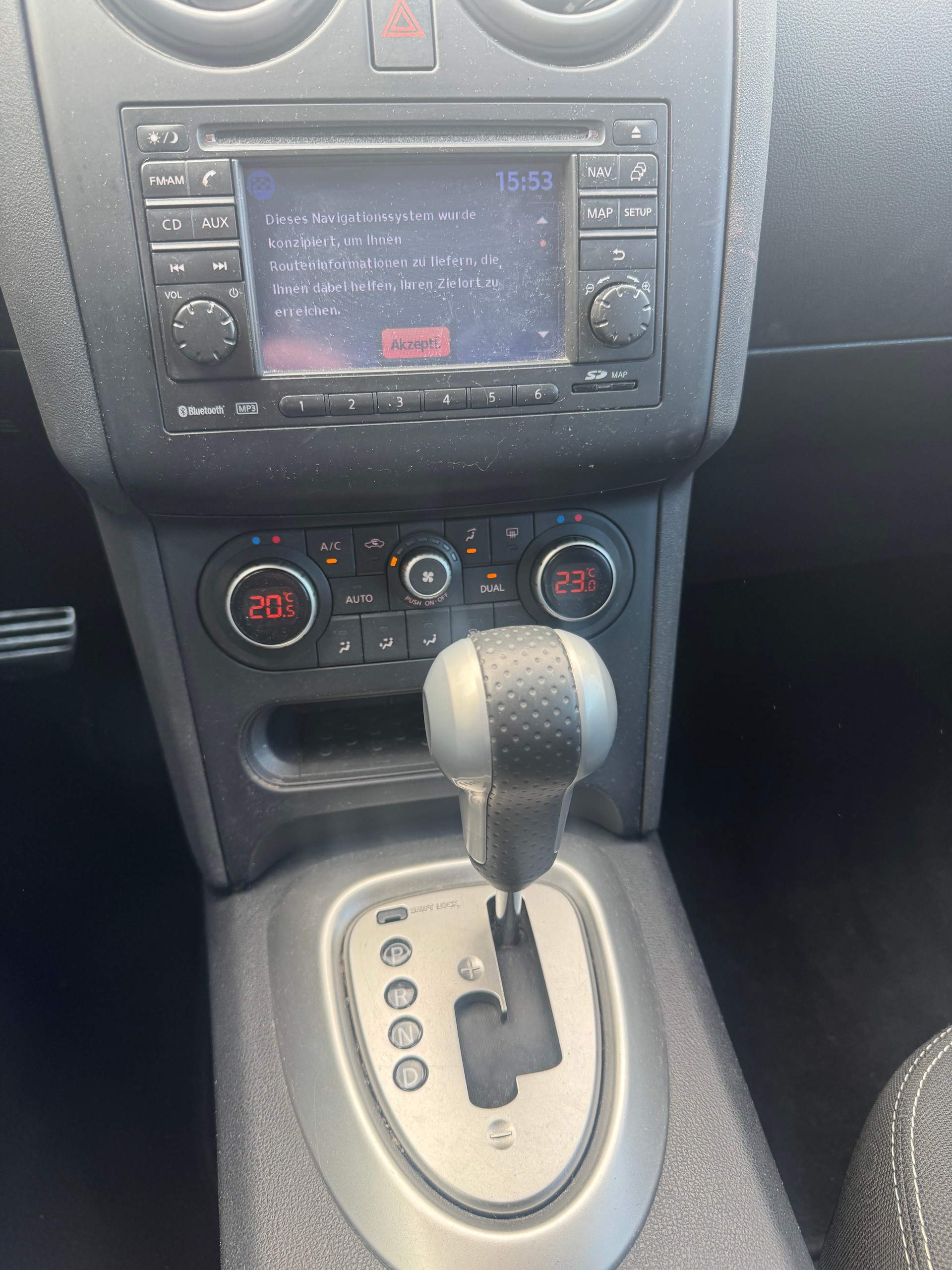 NISSAN Qashqai 2.0 4WD acenta XTronic CVT-image-6