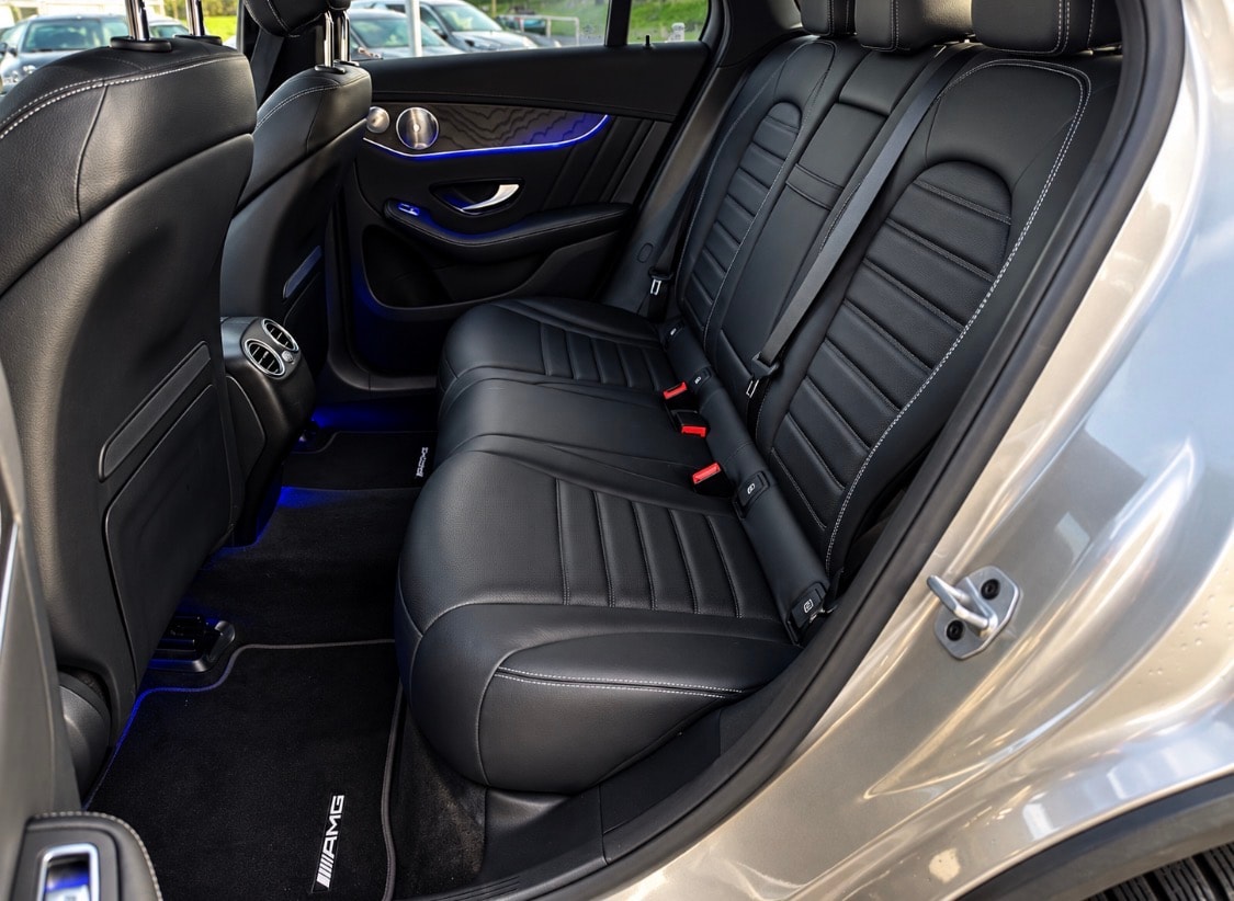 MERCEDES-BENZ GLC 300 AMG Line Plus 4Matic 9G-Tronic-image-11