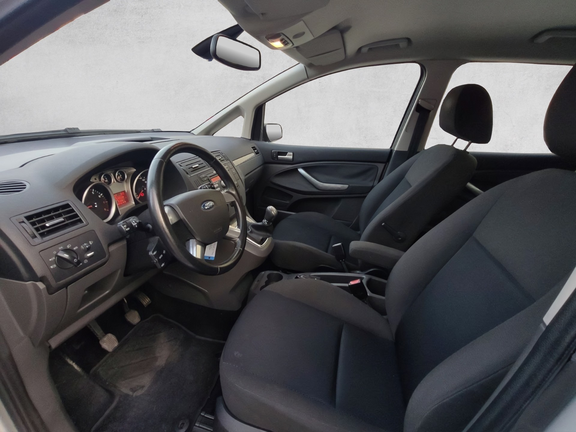 FORD C-Max 1.8 16V Titanium-image-6