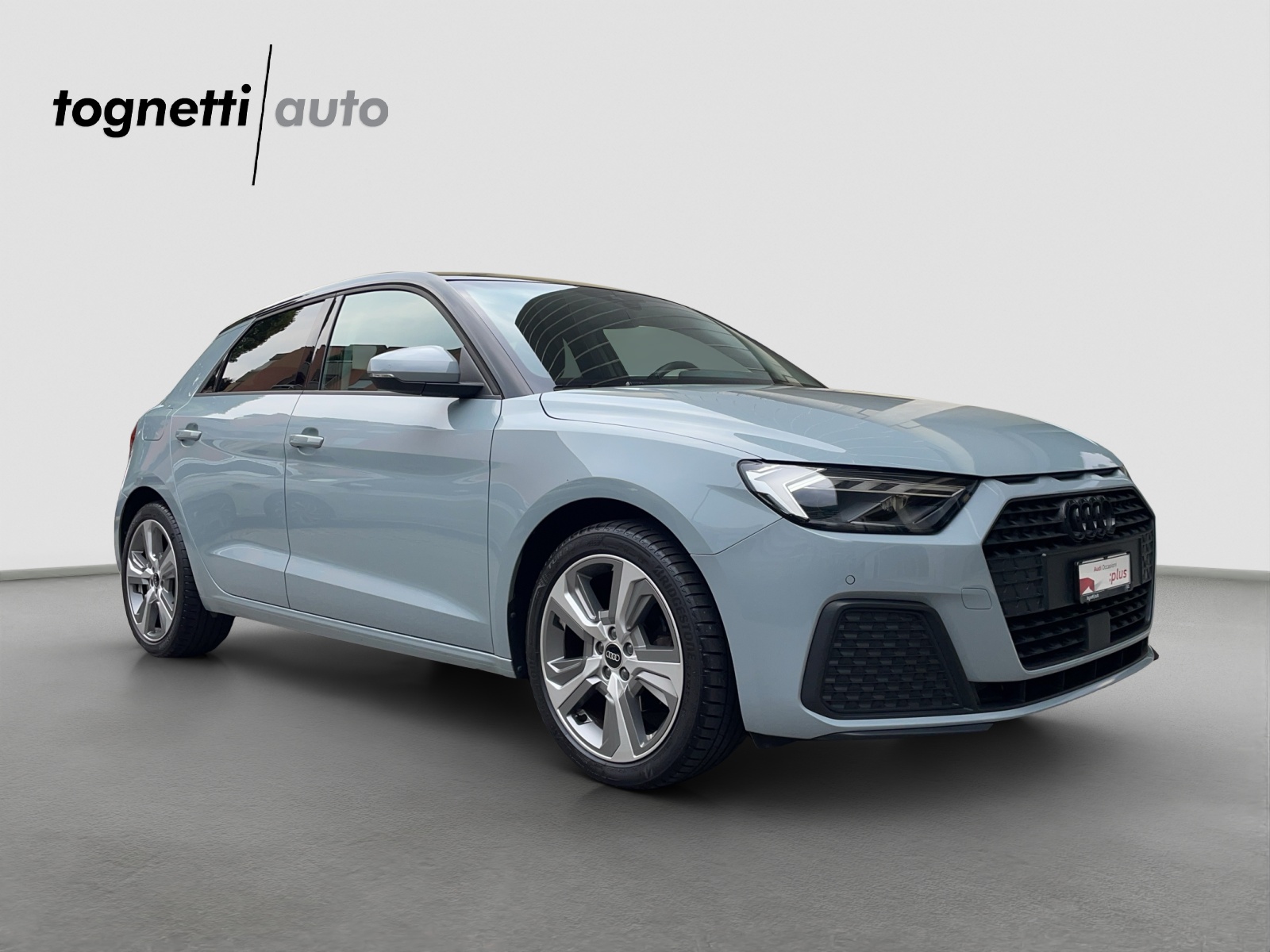 AUDI A1 Sportback 30 TFSI Attraction S-tronic-showroom-element-1