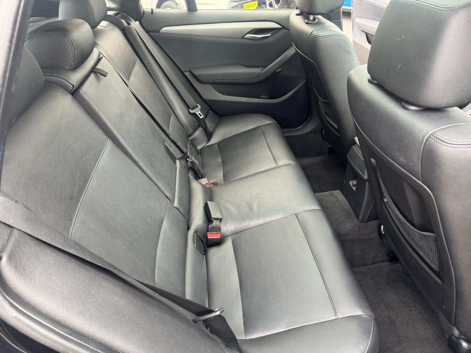 BMW X1 xDrive 23d Steptronic-image-14