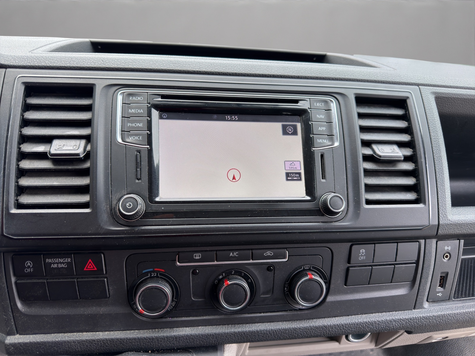 VW T6 2.0 TDI 4Motion-image-12