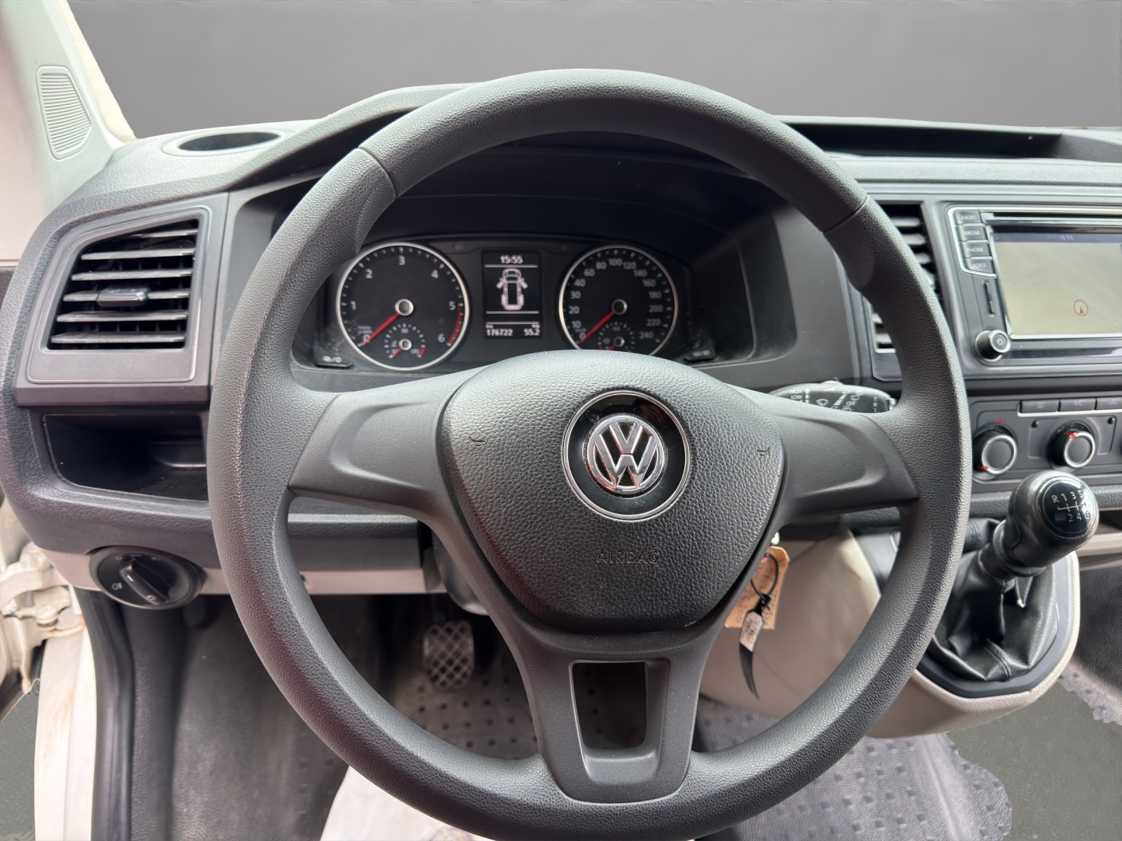VW T6 2.0 TDI 4Motion-image-9