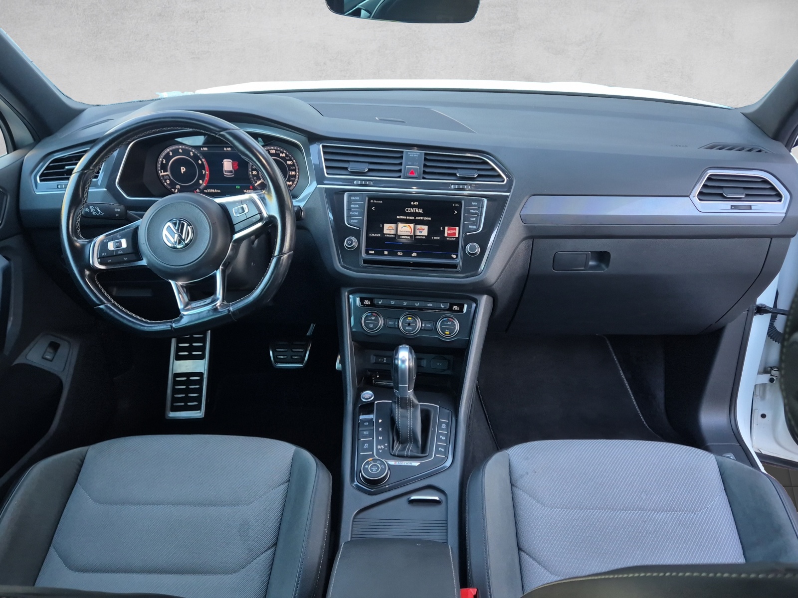 VW Tiguan 2.0TSI Highline 4Motion DSG-image-4