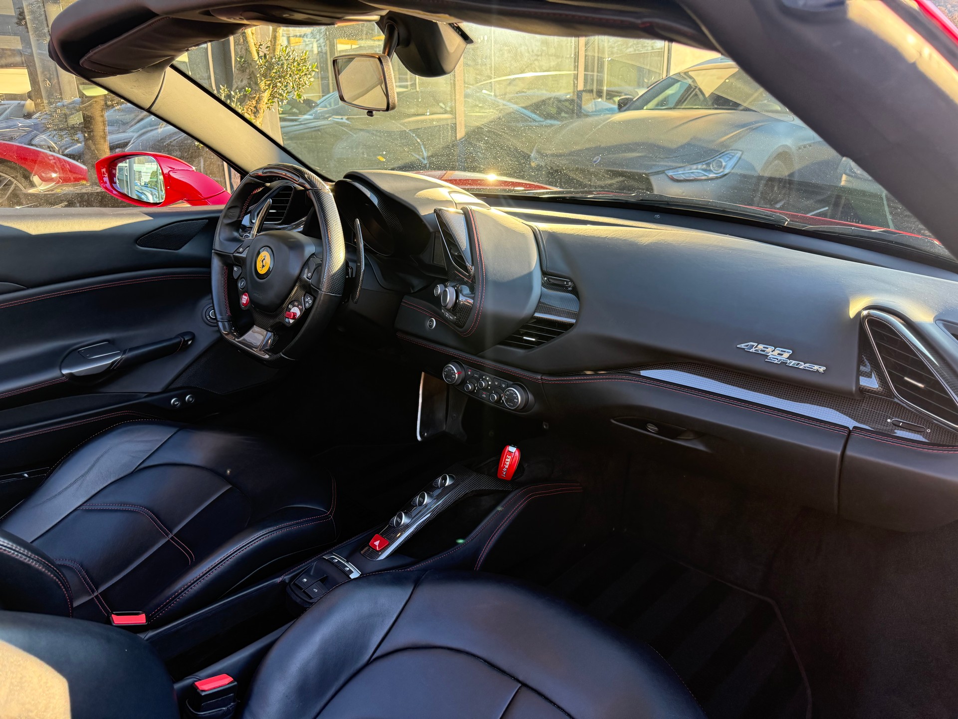 FERRARI 488 Spider 3.9 V8-image-14