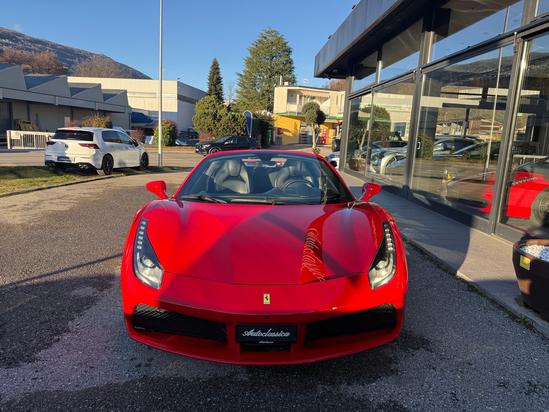 FERRARI 488 Spider 3.9 V8-image-1