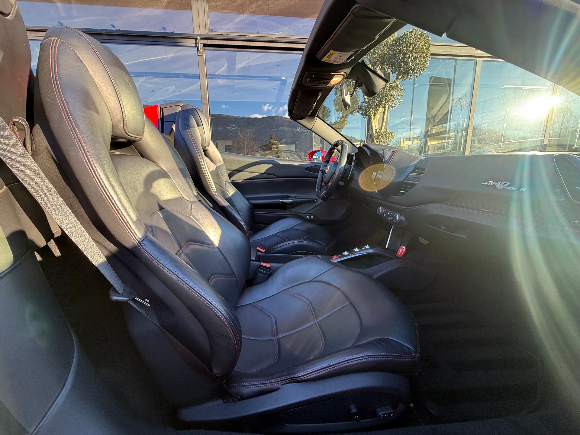 FERRARI 488 Spider 3.9 V8-image-13