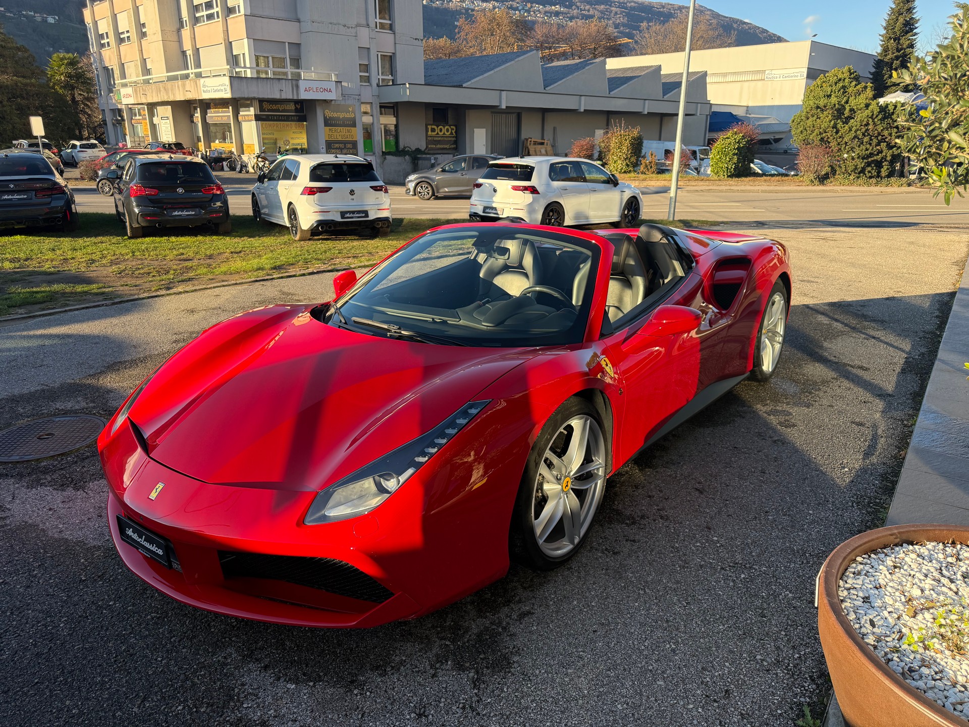 FERRARI 488 Spider 3.9 V8-image-7