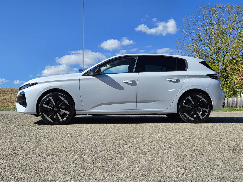 PEUGEOT 308 e-Allure 156cv-image-4