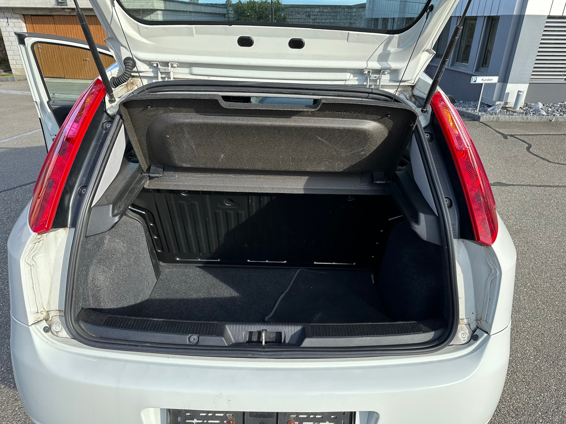 FIAT Punto 1.2 Pop Star-image-8