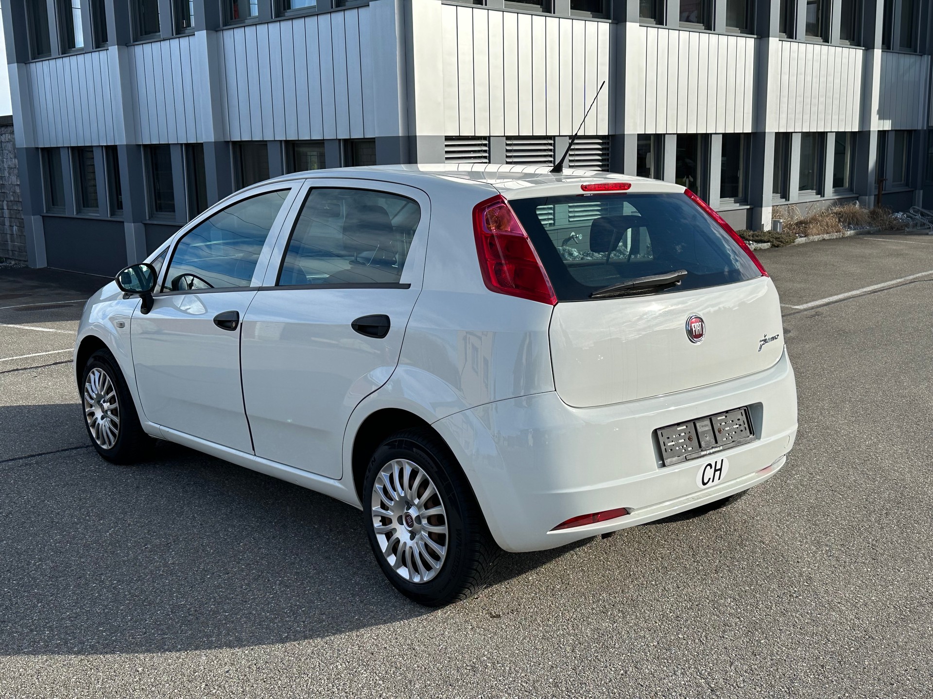 FIAT Punto 1.2 Pop Star-image-7