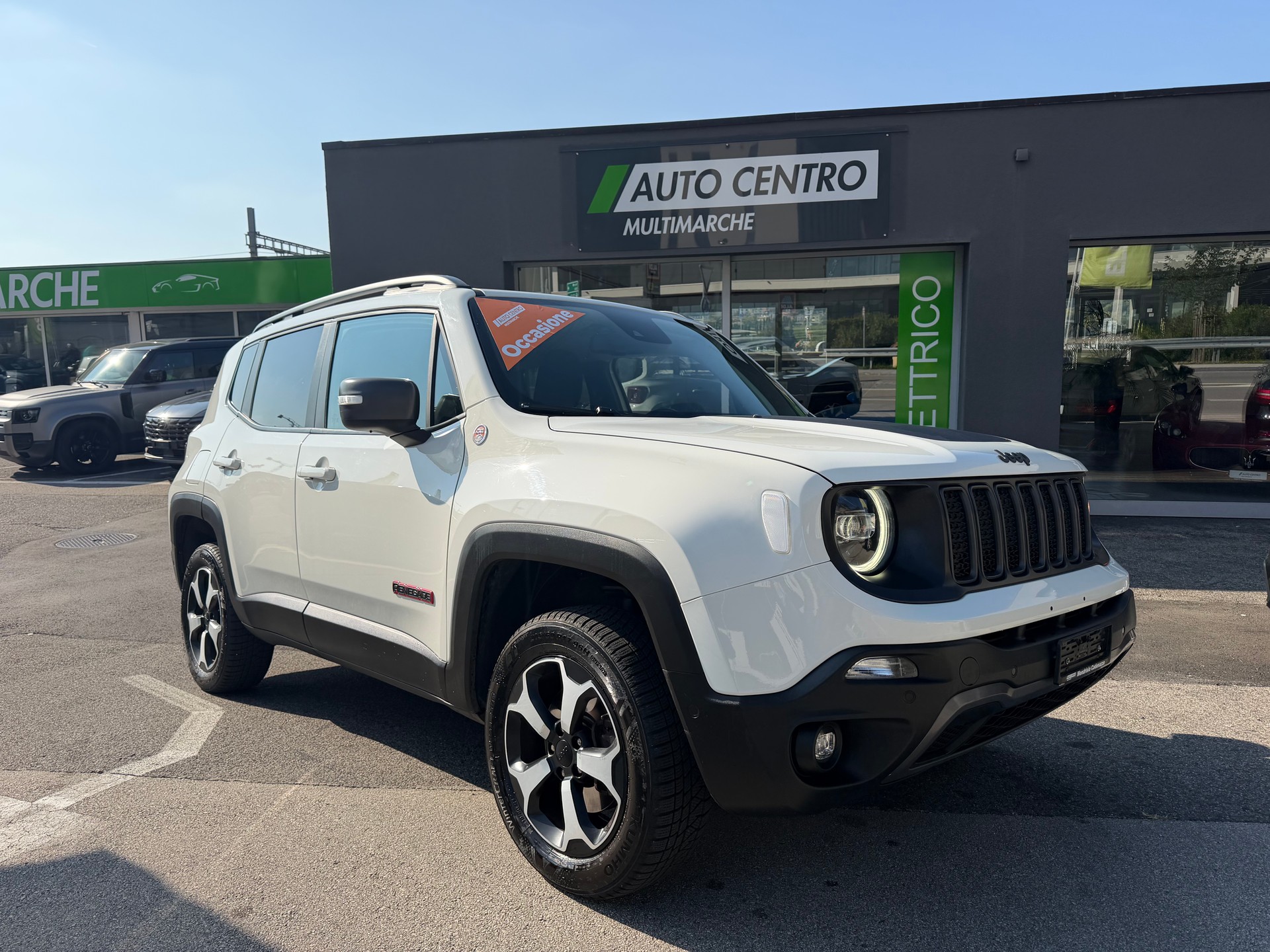 JEEP Renegade 2.0 MJ Trailhawk AWD + Low Range 9ATX-image-1