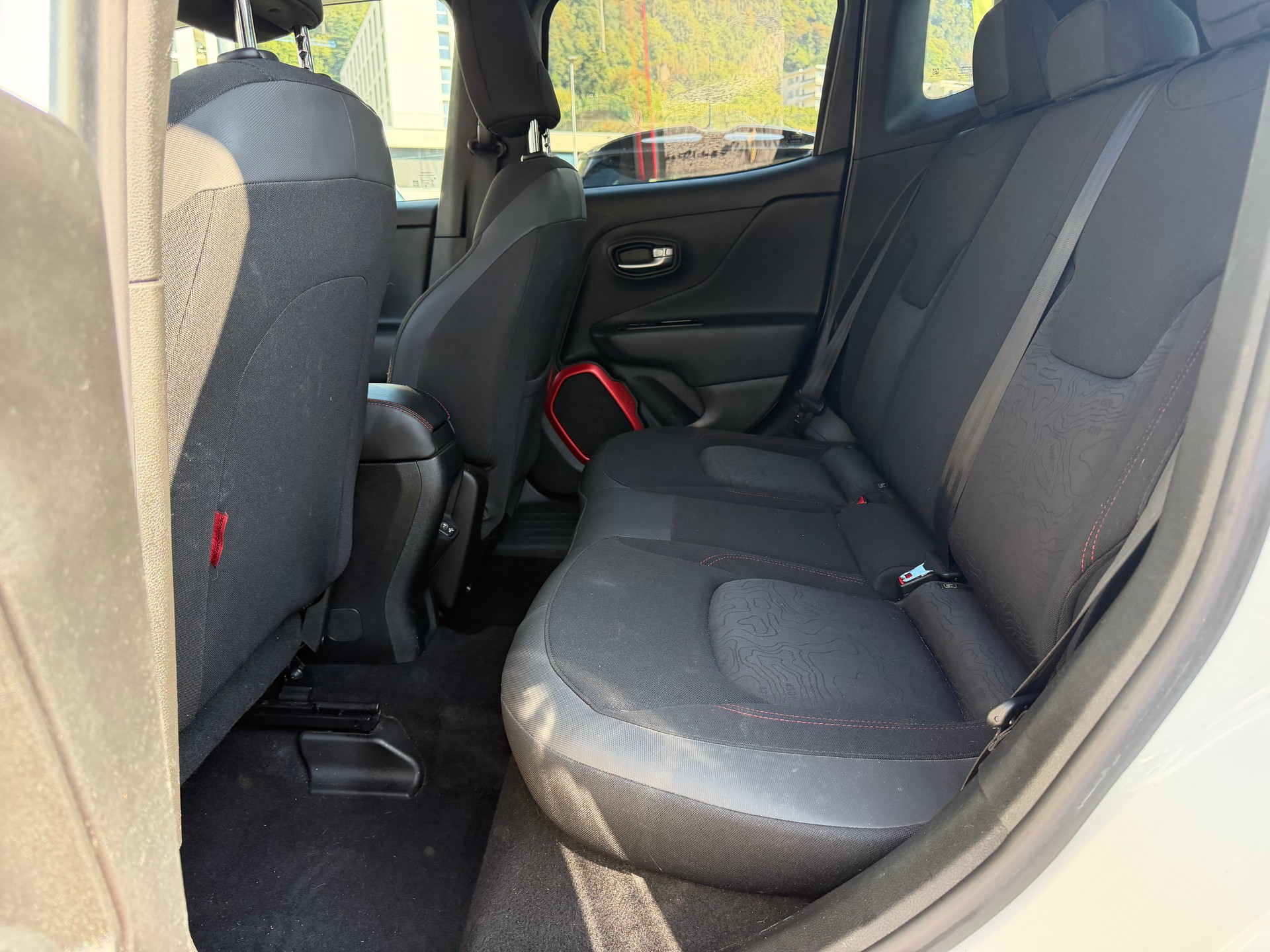 JEEP Renegade 2.0 MJ Trailhawk AWD + Low Range 9ATX-image-10