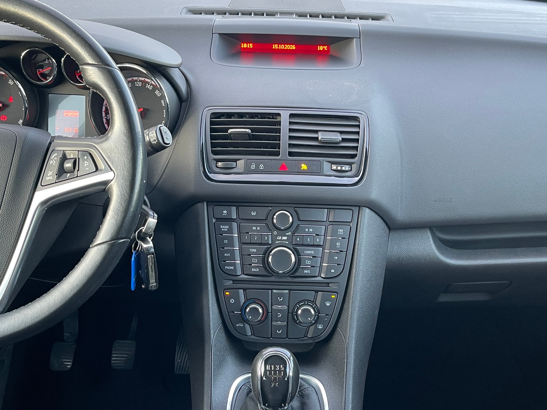 OPEL Meriva 1.4 Turbo Enjoy-image-11